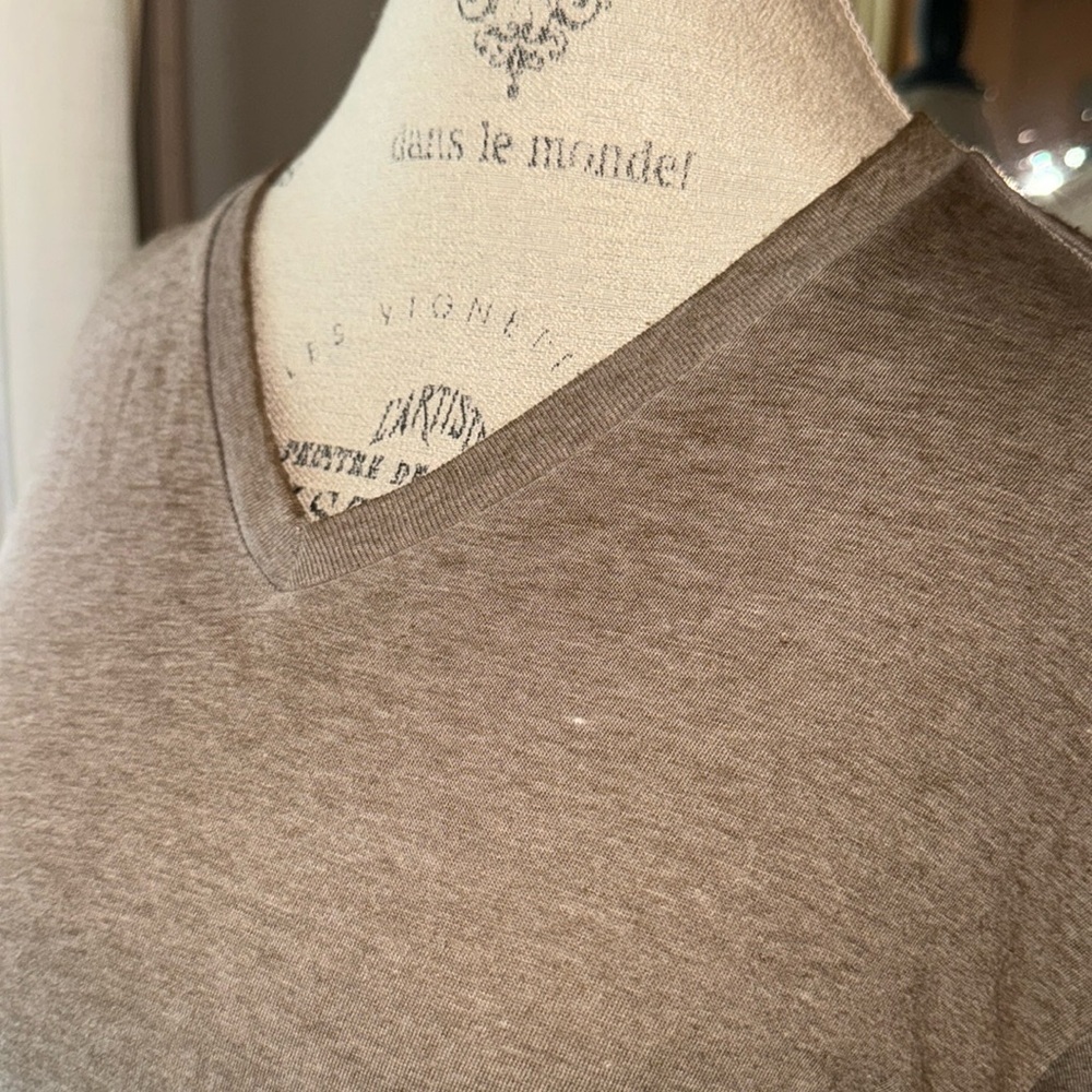Hutch men’s v-neck shortsleeve t-shirt soft vintage set of 2 tan & orange Large​ - Picture 14 of 16